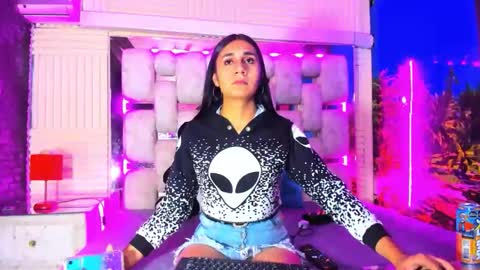 mahiara hot online show from May 11, 3:01 am