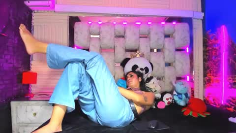 mahiara hot online show from May 14, 6:49 pm