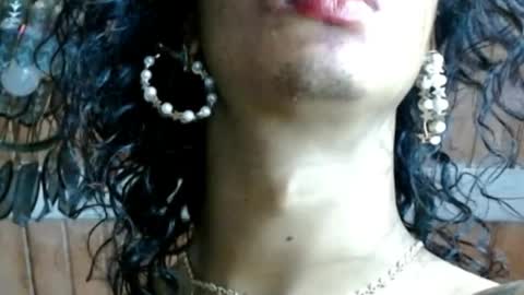 Bella Maidi online show from April 9, 10:49 pm