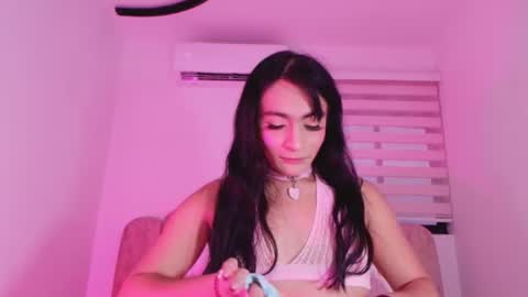 malaia thompson  online show from June 19, 12:20 pm