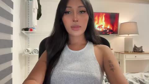 Snapshot of mariafatale_00 chatting on February 25, 2:11 pm Maria online show from February 25, 2:11 pm