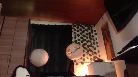 Snapshot of mariangel_tattooed_barbie chatting on October 10, 12:39 pm mariangel_tattooed_barbie online show from October 10, 12:39 pm