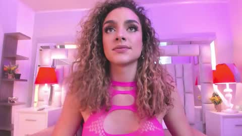 mariiahneedles online show from February 28, 12:50 am