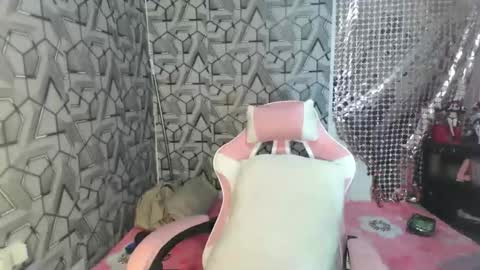 marimarxox1 online show from May 28, 12:03 pm