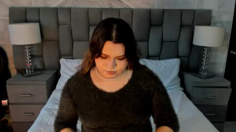 Maxine Minx online show from September 28, 10:42 pm