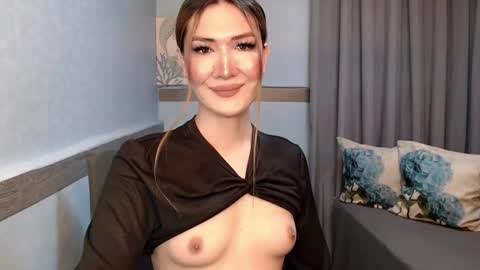 Megan online show from April 18, 7:58 pm