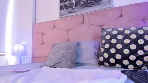 megan_morphy online show from July 18, 4:36 pm