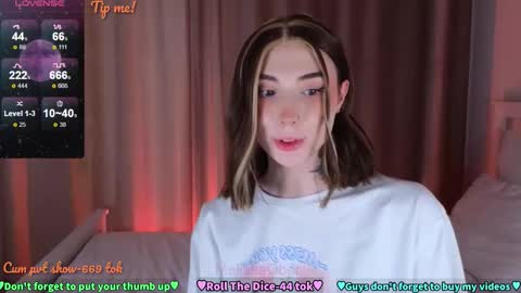 Melissa or abbreviated Mel or Lis online show from March 8, 12:41 pm