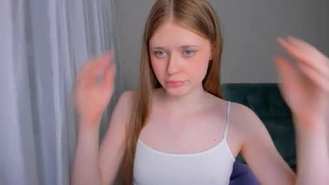 Melissa online show from March 3, 8:49 pm