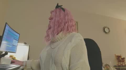 Melody online show from September 26, 3:42 pm