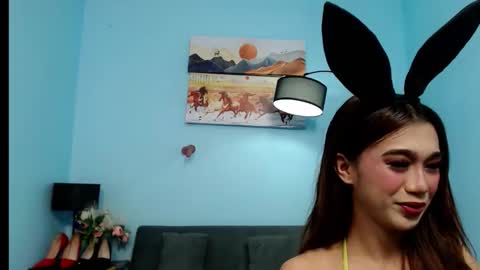 Your Pretty Petite Mia  online show from October 12, 11:29 pm