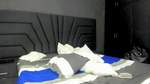 Mia3 online show from November 8, 2:01 am