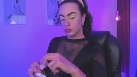 Mia Connor online show from November 18, 7:36 pm