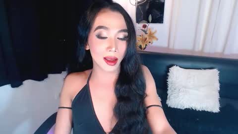 michaelagoddess online show from September 18, 7:30 pm