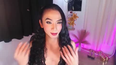 michaelagoddess online show from October 3, 5:02 pm