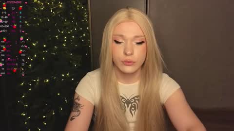 michelle_jacksonn online show from December 2, 12:19 pm