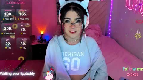   online show from April 23, 4:53 am