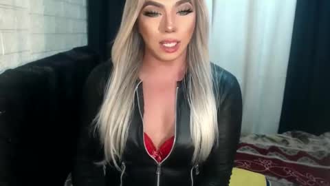 AIRA online show from December 3, 11:29 pm