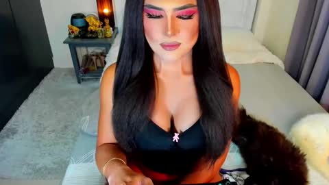 Carla online show from June 9, 4:01 am