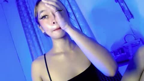 missfantasia online show from March 6, 9:47 am