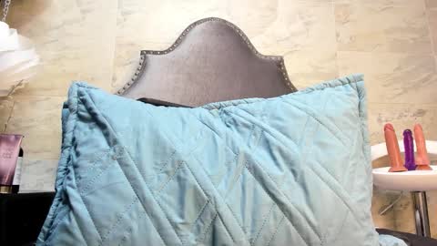 Sophia  online show from March 13, 8:25 pm