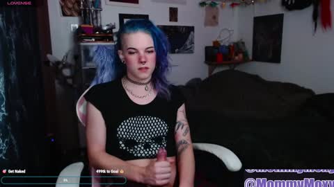 Moxy online show from December 27, 7:24 pm