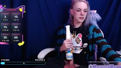 Moxy online show from December 20, 8:26 pm