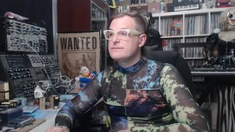 Muziknerd online show from June 21, 7:55 am