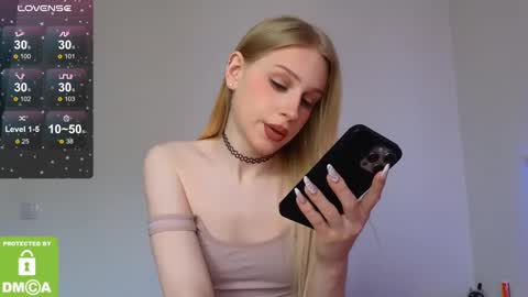 Snapshot of my_tenderness chatting on March 12, 8:51 am Dana online show from March 12, 8:51 am