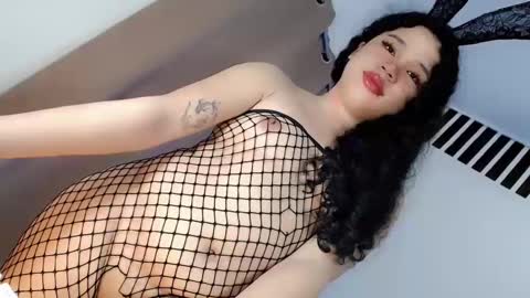 naked_weapon1 online show from January 2, 1:51 pm