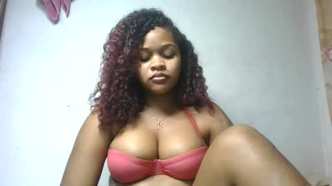 natachazz online show from May 22, 8:49 pm