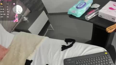 Nayla  online show from March 14, 9:40 pm