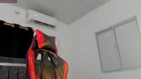 Nicol online show from February 27, 2:39 am