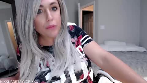 Nikki Jade Taylor online show from March 5, 12:35 am