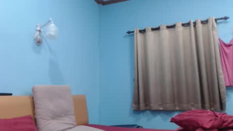 ninew online show from October 9, 3:35 pm