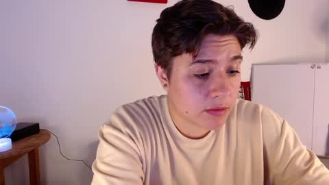 Noah online show from January 8, 11:41 pm