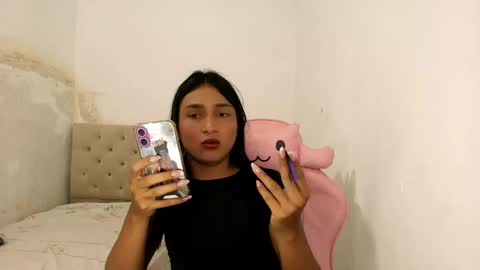 Noah online show from April 17, 9:49 pm