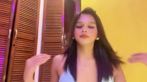 nova_licious online show from May 26, 3:42 pm