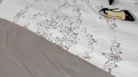 Nylon Italian online show from September 12, 3:04 am