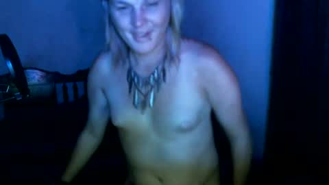 ohellesbells online show from June 23, 6:32 am