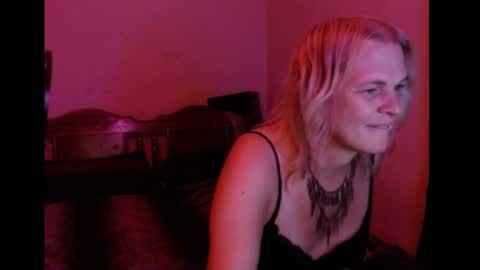 ohellesbells online show from July 15, 5:56 am