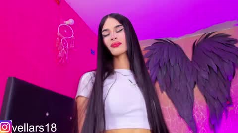 vella online show from February 25, 10:29 pm