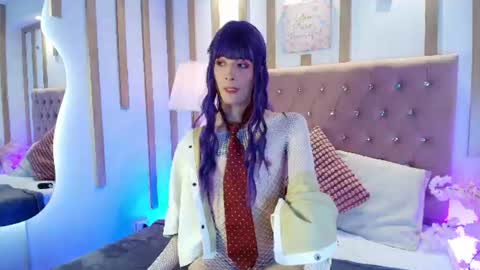 Daphne Ozorio online show from July 14, 5:12 am