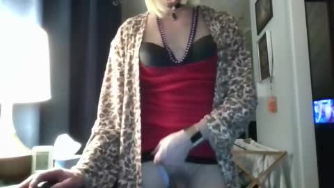 Sluttie Pammy online show from January 11, 3:02 am