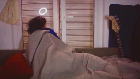 In bio online show from April 21, 9:38 am