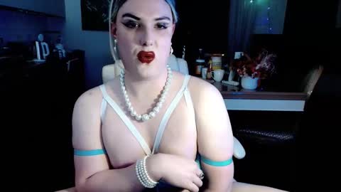 Sarina Williams online show from March 6, 1:49 pm