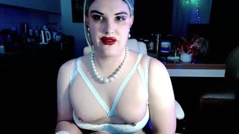Sarina Williams online show from April 14, 12:54 pm