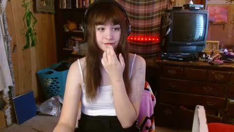 Izzy online show from January 23, 8:24 pm