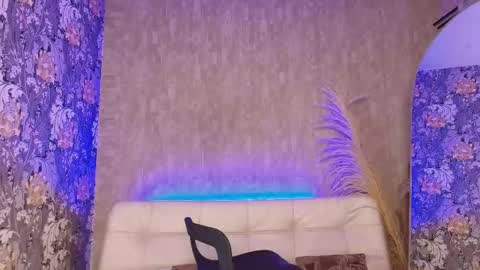 cris online show from February 3, 3:48 am