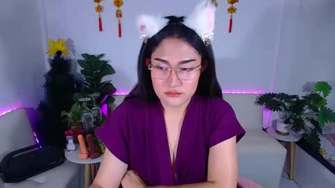 Ploysai online show from February 10, 8:21 am